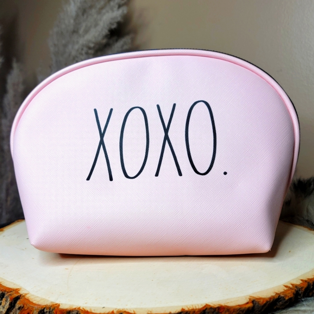 "XOXO" Rae Dunn Makeup Bag